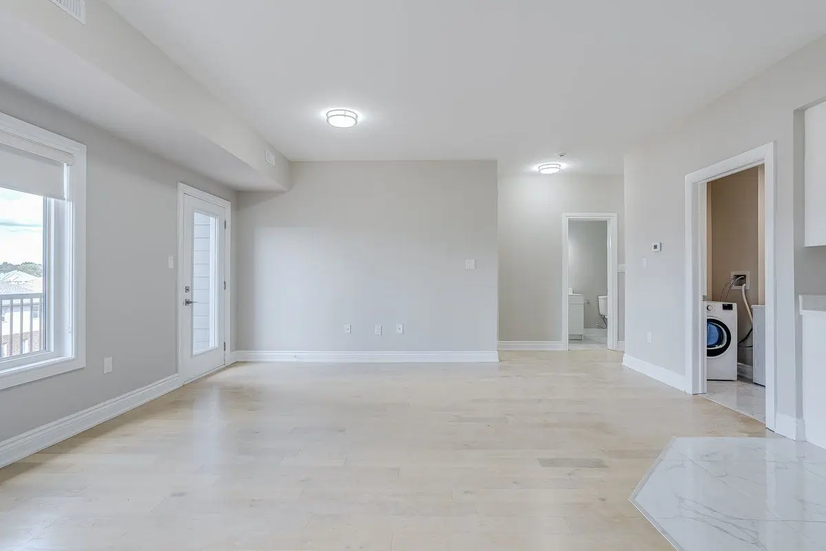 163 Port Robinson RD #303, Pelham, ON L3B 5N5