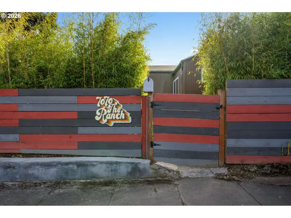 7070 NE 7TH PL, Portland, OR 97211