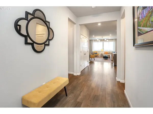 2432 W 15TH AVE, Junction City, OR 97448