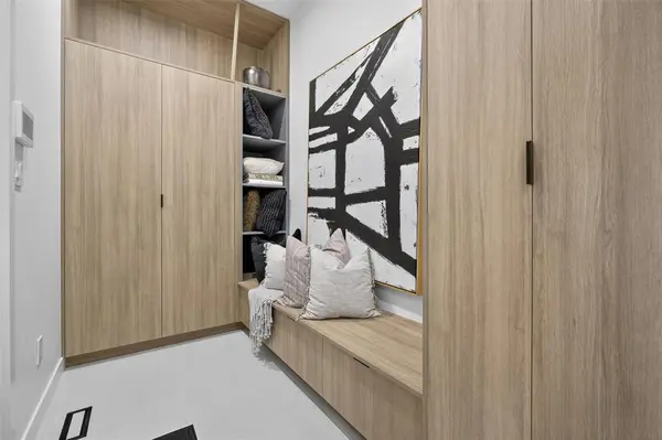 102 Butterfly WAY, Winnipeg, MB R3X 0X5