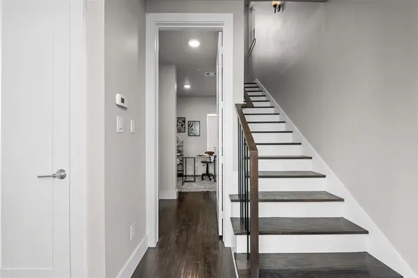 5810 Bryan Parkway #100, Dallas, TX 75206