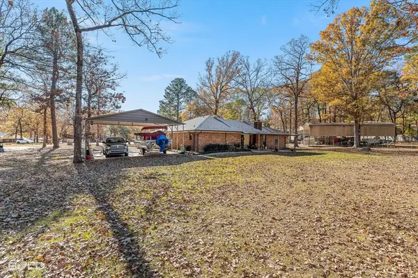 8543 Sac Fox Road, Shreveport, LA 71107