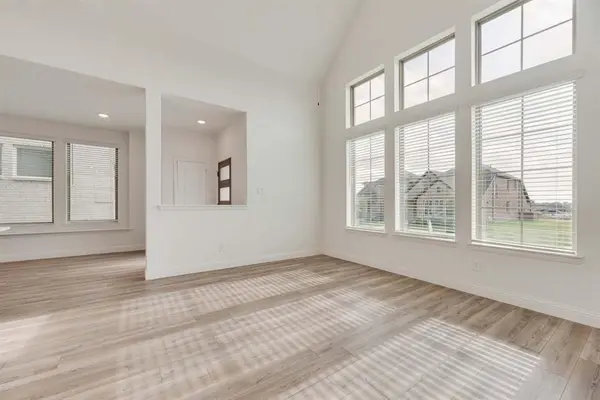 1014 Lovely Day Drive, Lavon, TX 75166