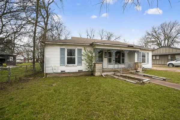 2519 Taylor Street, Commerce, TX 75428