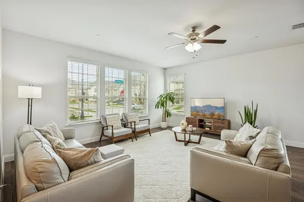 6832 Henry Drive, North Richland Hills, TX 76180