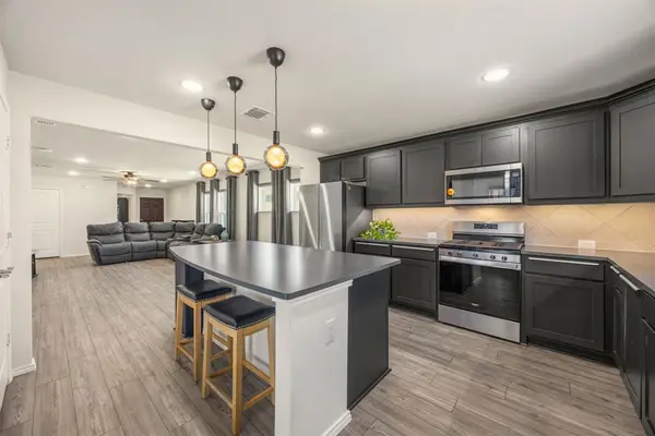 1231 Freedom Lane, Little Elm, TX 76227