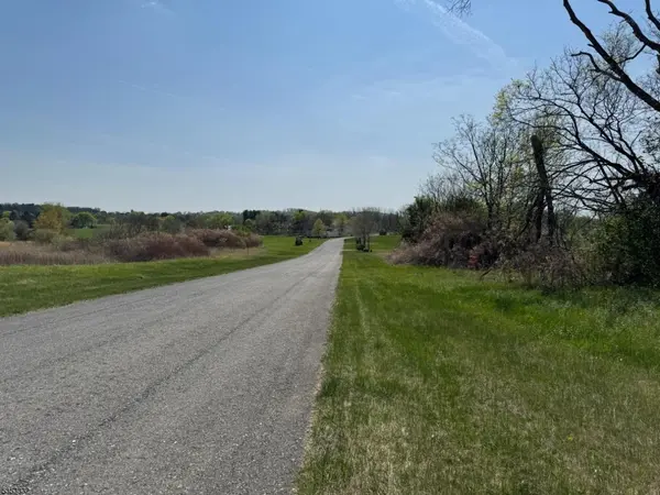 5 Green Valley Way, Harmony Twp., NJ 08865