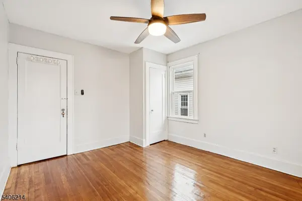 193 Hoffman Blvd, East Orange City, NJ 07017