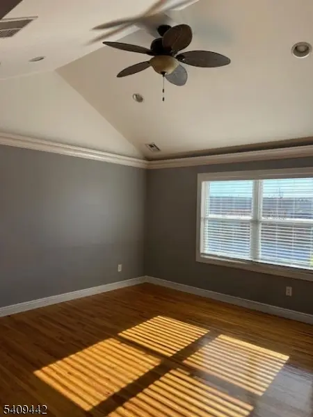 307 S Stiles St #2, Linden City, NJ 07036