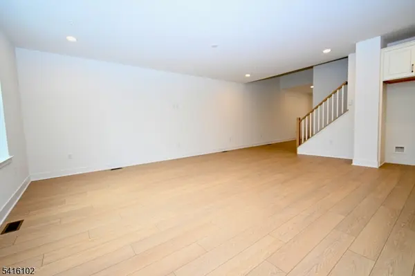 26 Arowana Rd, Randolph Twp., NJ 07869