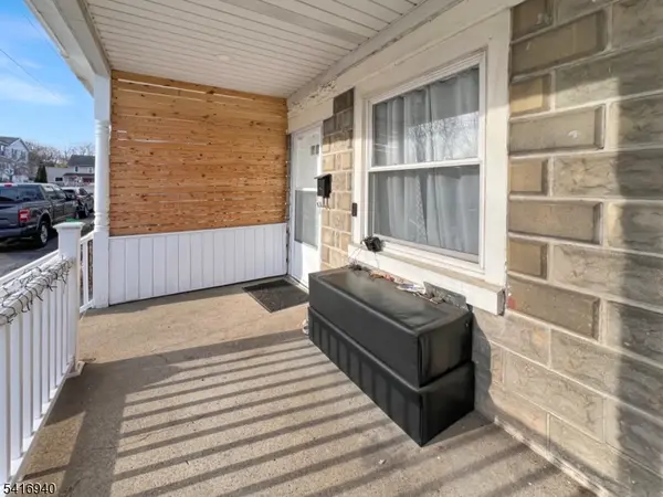 298 Maple Ave, Pohatcong Twp., NJ 08865