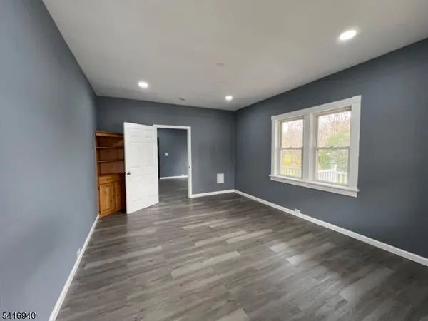 298 Maple Ave, Pohatcong Twp., NJ 08865