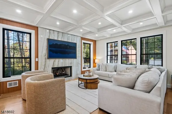 78 Glen Ave, Roseland Boro, NJ 07068