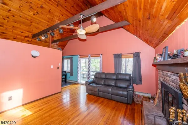 31 Plum Tree Rd, Vernon Twp., NJ 07462