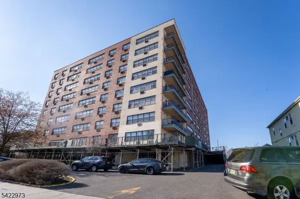 821 Jersey Ave #6A, Elizabeth City, NJ 07202