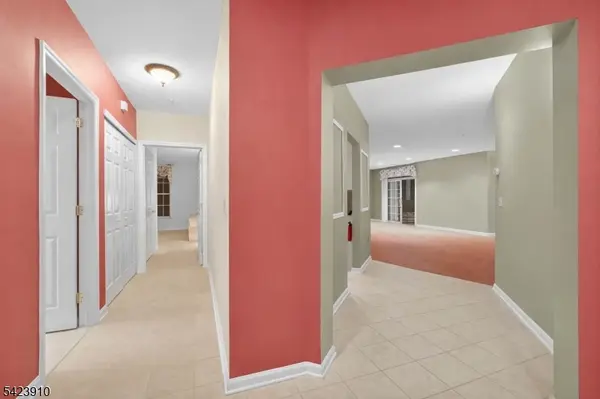 2210 Johnson Dr, Rockaway Twp., NJ 07866