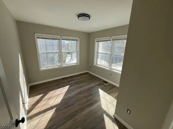 12 Cook Ave, Madison Boro, NJ 07940