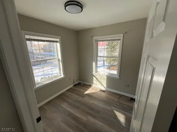 12 Cook Ave, Madison Boro, NJ 07940