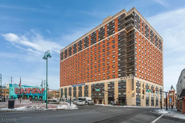 1 Carriage City Plz #1211, Rahway City, NJ 07065