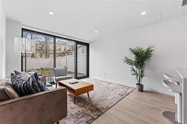 355 53rd ST #1B, Brooklyn, NY 11220