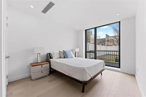 355 53rd ST #1B, Brooklyn, NY 11220