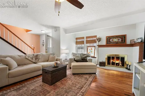 2083 Sussex LN, Colorado Springs, CO 80909