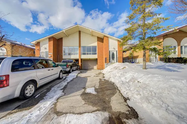 152 Micmac CRES #Upper, Toronto C15, ON M2H 2K2