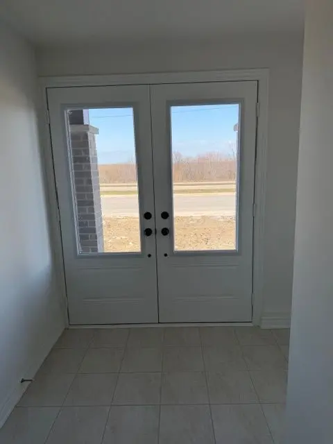 2906 Peter Matthews DR, Pickering, ON L1V 2P8