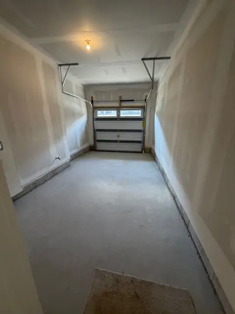 2906 Peter Matthews DR, Pickering, ON L1V 2P8