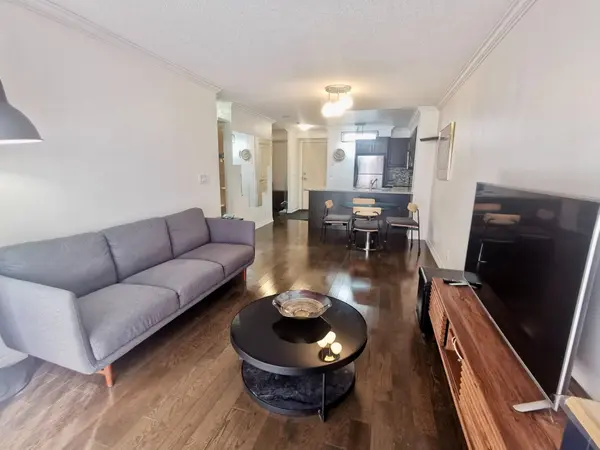 18 Harding BLVD #412, Richmond Hill, ON L4C 0T3