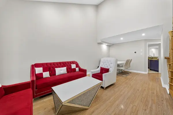 63 Irene CRES, Brampton, ON L7A 3E9