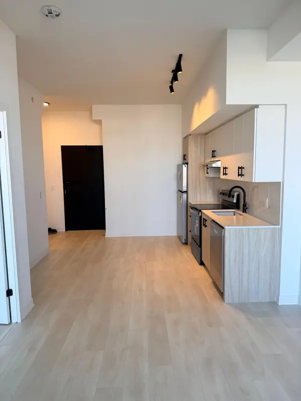 4853 Thomas Alton BLVD #331, Burlington, ON L7M 0H3