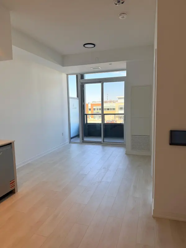 4853 Thomas Alton BLVD #331, Burlington, ON L7M 0H3