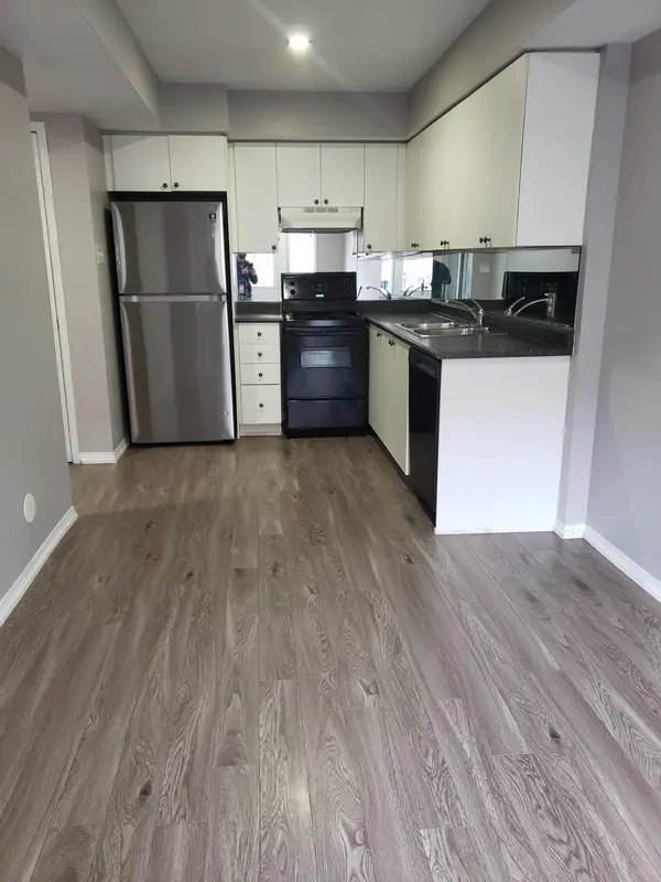 4975 Southhampton DR #150, Mississauga, ON L5M 8E1