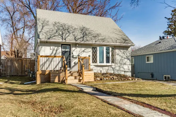 36 Allenby AVE, Toronto W10, ON M9W 1S6