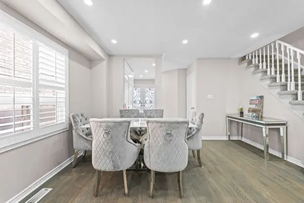 125 Tiller TRL, Brampton, ON L6X 4S9