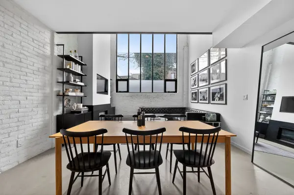 50 Bartlett AVE #7, Toronto W02, ON M6H 3E6