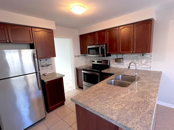 2385 COHO WAY, Oakville, ON L6M 0G6