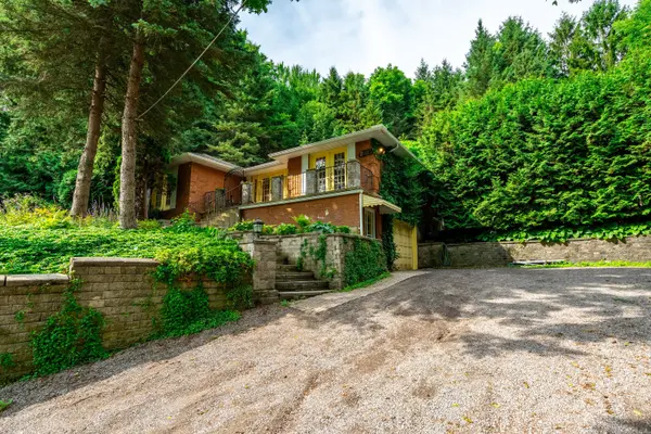 2083 HOLLOW RD, Thorold, ON L0S 1E6