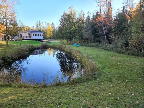 410 Etwell RD, Huntsville, ON P1H 2J2