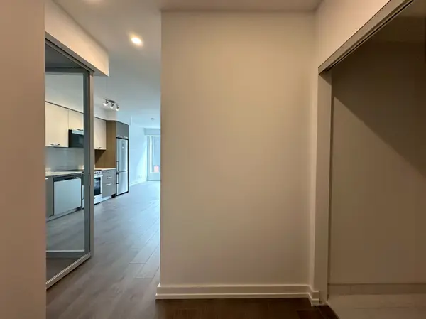 75 James ST S #411, Hamilton, ON L8P 2Y9