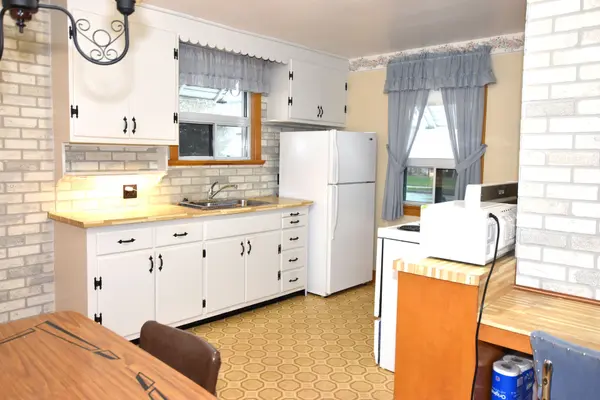 630 Cameron ST, Peterborough, ON K9J 3Z8