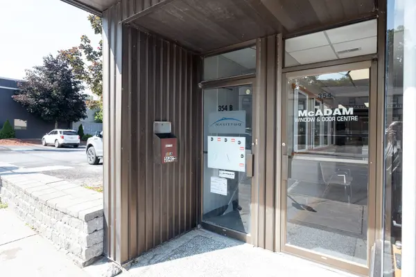 354 Pinnacle ST #B, Belleville, ON K8N 3B4