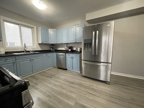 1974 Portage RD E #Main, Niagara Falls, ON L2J 4J7