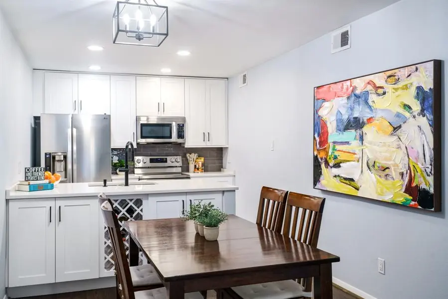 6073 Milton Street #238, Dallas, TX 75206