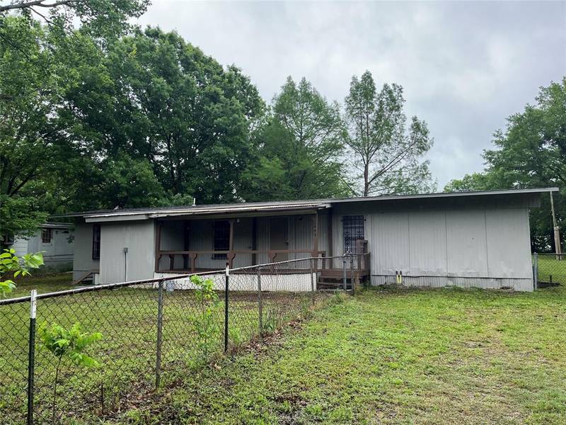 2445 Elmwood Drive, Wills Point, TX 75169