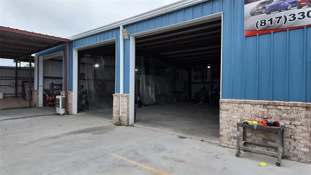 7918 Mansfield Highway, Kennedale, TX 76060