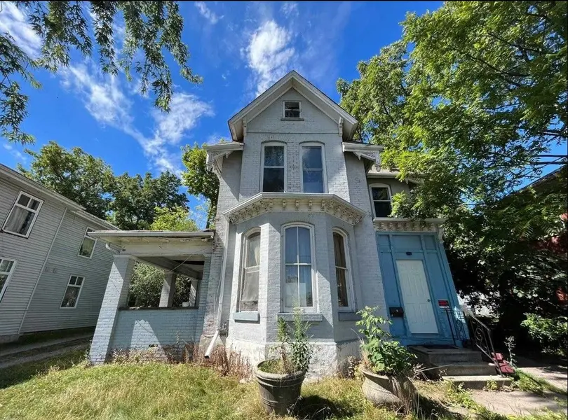 47 Elizabeth ST N, Brampton, ON L6X 1S3