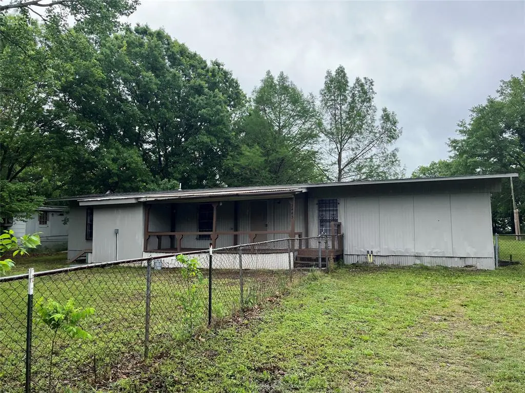 2445 Elmwood Drive, Wills Point, TX 75169