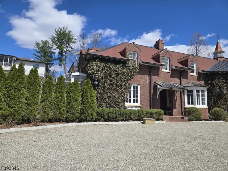 96 Columbia Rd, Morris Twp., NJ 07960